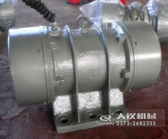 VB振動電機(jī)是靠偏心塊的振動而造成的，振動源所以偏心塊的角度和大小是比較重要的。